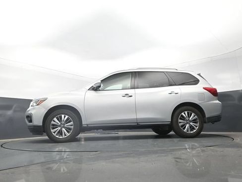 Used 2020 Nissan Pathfinder SL AWD/4WD image 25
