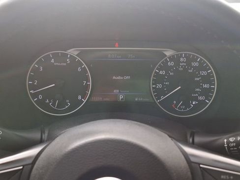 Certified 2021 Nissan Sentra SR w/ SR Premium Package image 10