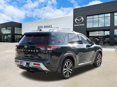 Used 2024 Nissan Pathfinder Platinum w/ Cargo Package image 3