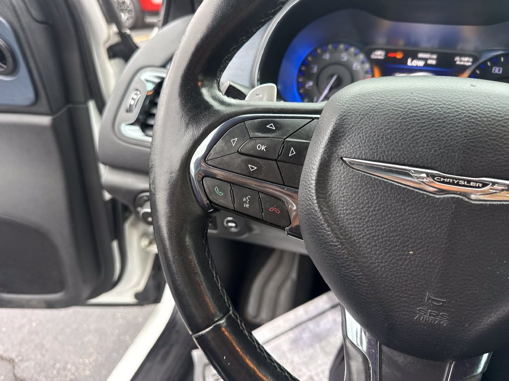 Used 2015 Chrysler 200 S w/ Comfort Group FWD image 26
