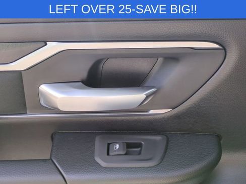 Used 2025 RAM 1500 Big Horn AWD/4WD image 30