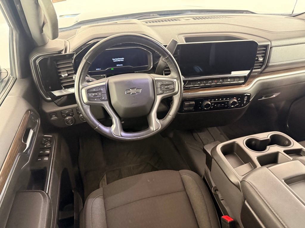 Used 2024 Chevrolet Silverado 1500 RST AWD/4WD image 23