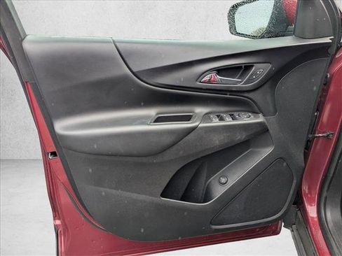 Used 2020 Chevrolet Equinox LT image 13