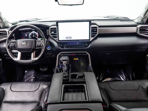 Used 2024 Toyota Tundra Limited AWD/4WD image 5