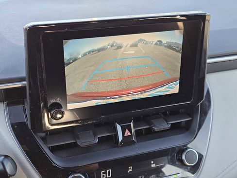 Used 2023 Toyota Corolla SE image 17