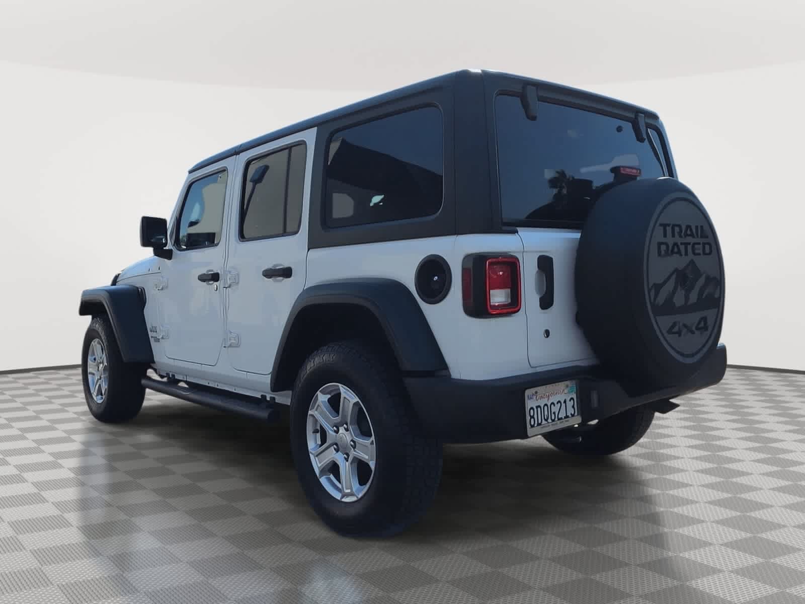 Used 2018 Jeep Wrangler Unlimited Sport S AWD/4WD image 9