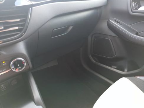 Certified 2025 Ford Escape ST-Line AWD/4WD image 46