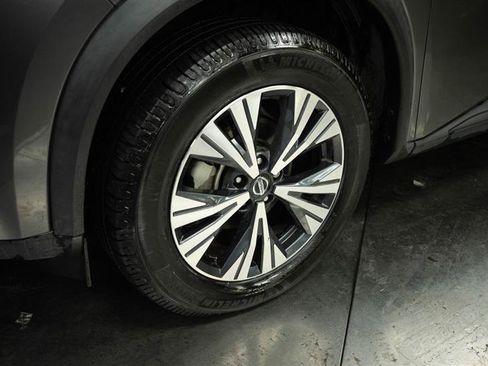Used 2021 Nissan Rogue SV AWD/4WD image 4