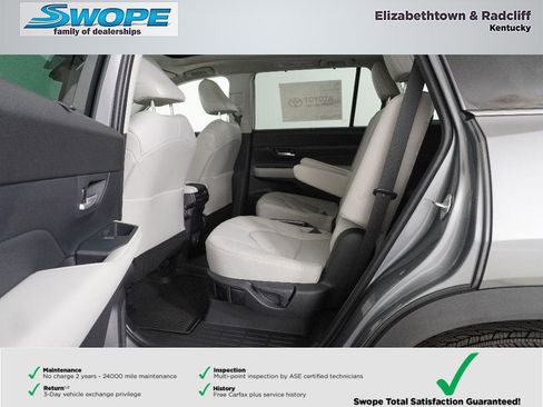New 2026 Toyota Grand Highlander Platinum image 12