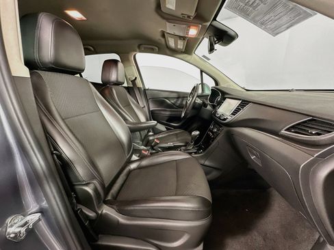 Used 2019 Buick Encore Preferred FWD image 27