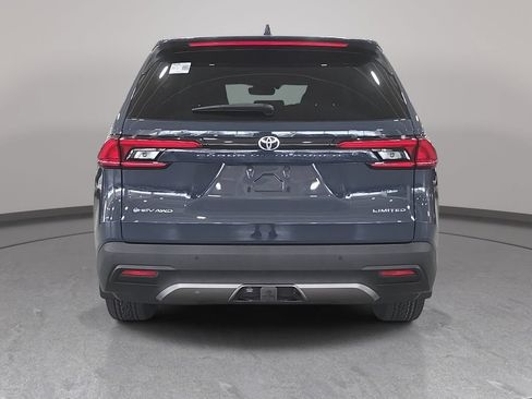 Used 2024 Toyota Grand Highlander AWD Hybrid image 7