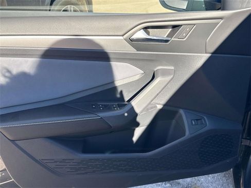 New 2026 Volkswagen Jetta SE image 15