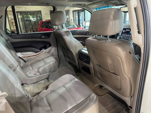 Used 2015 Chevrolet Tahoe LTZ AWD/4WD image 11