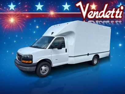 New 2025 GMC Savana 3500 w/ Power Convenience Package