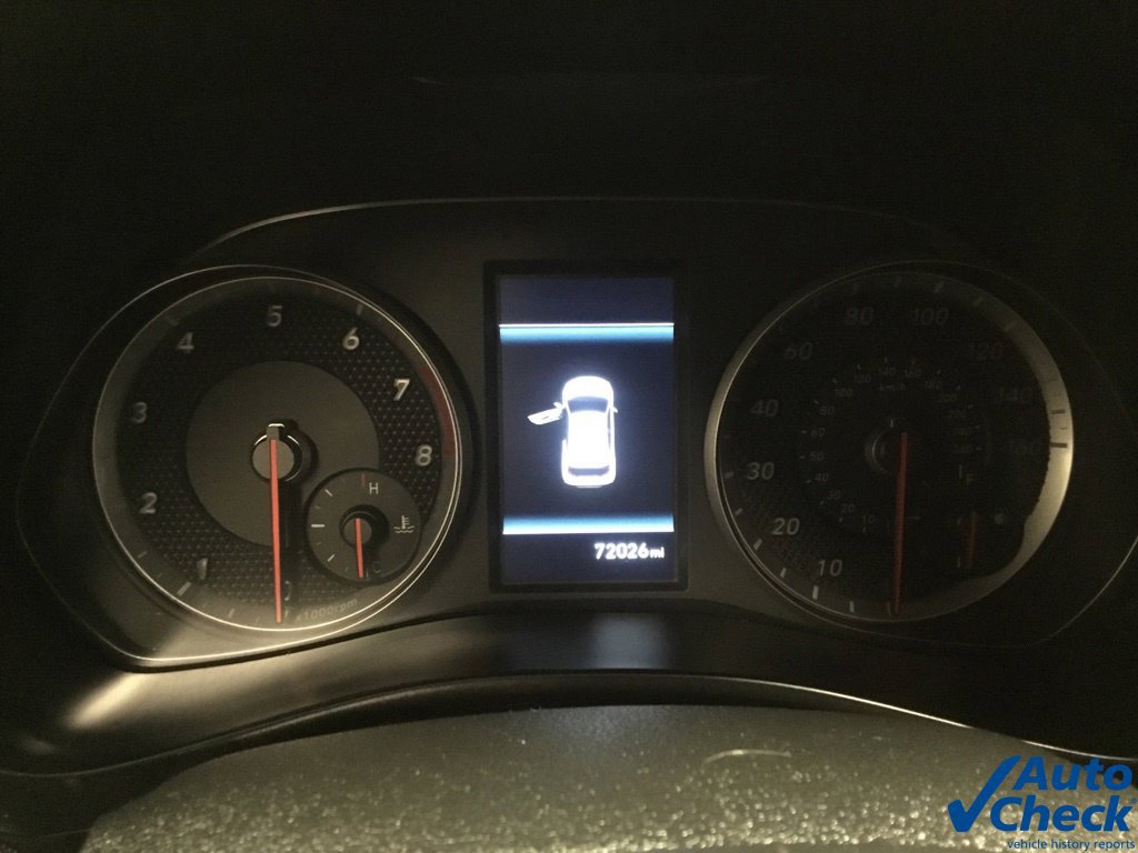 Used 2021 Hyundai Veloster Turbo FWD image 37