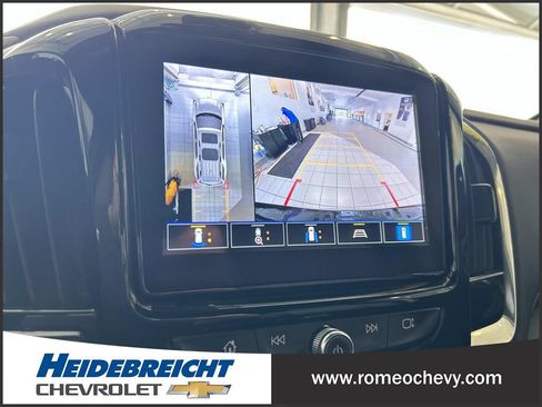 Certified 2023 Chevrolet Traverse LT w/ LT Premium Package AWD/4WD image 22