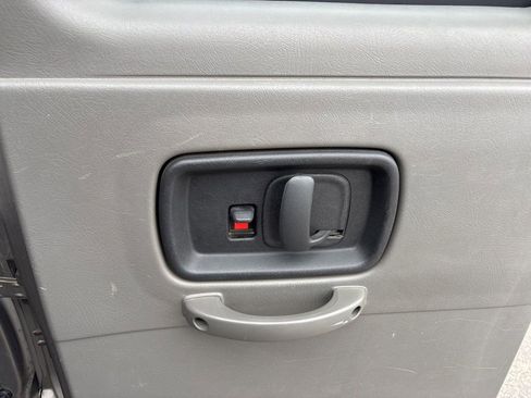 Used 2008 Chevrolet Express 1500 AWD Passenger w/ LT Preferred Equipment Group image 16