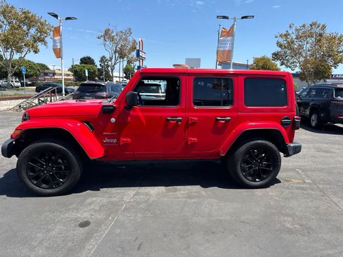 Used 2024 Jeep Wrangler Unlimited Sahara AWD/4WD image 25