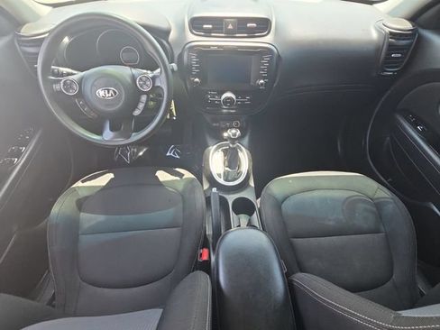 Used 2019 Kia Soul + FWD image 13