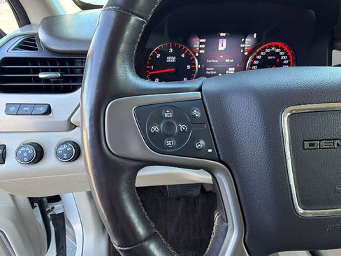 Used 2016 GMC Yukon Denali w/ Open Road Package AWD/4WD image 19