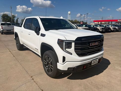New 2026 GMC Sierra 1500 AT4 w/ AT4 Premium Package AWD/4WD image 8