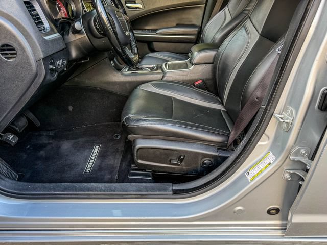 Used 2022 Dodge Charger SXT w/ Leather Interior Group RWD image 25
