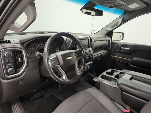 Used 2022 Chevrolet Silverado 1500 LT image 17