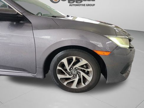 Used 2018 Honda Civic EX image 28
