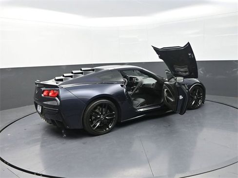 Used 2015 Chevrolet Corvette Stingray Z51 w/ 2LT Preferred Equipment Group image 37