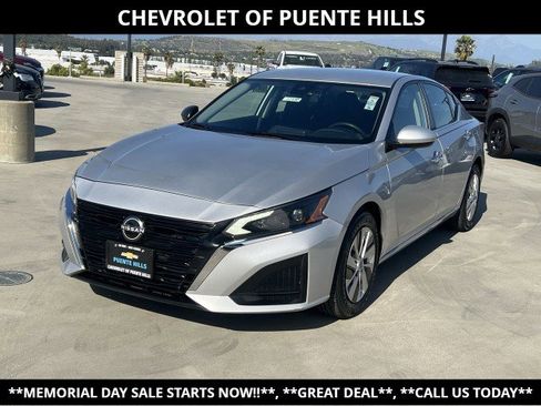 Used 2023 Nissan Altima 2.5 S FWD image 1