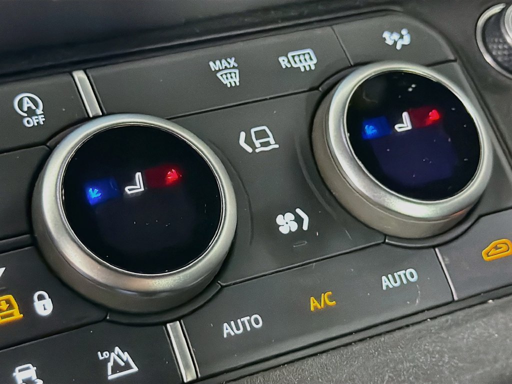 Certified 2023 Land Rover Defender 110 S AWD/4WD image 21