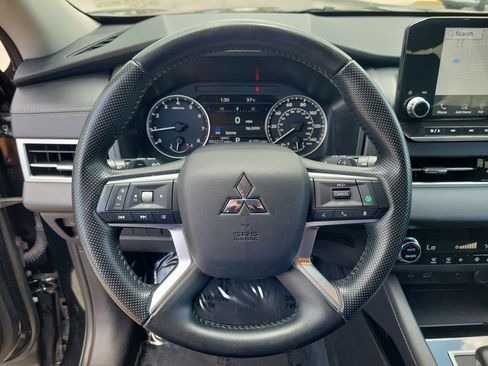 Used 2024 Mitsubishi Outlander SE AWD/4WD image 18