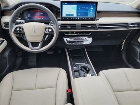 New 2026 Lincoln Corsair Reserve image 24