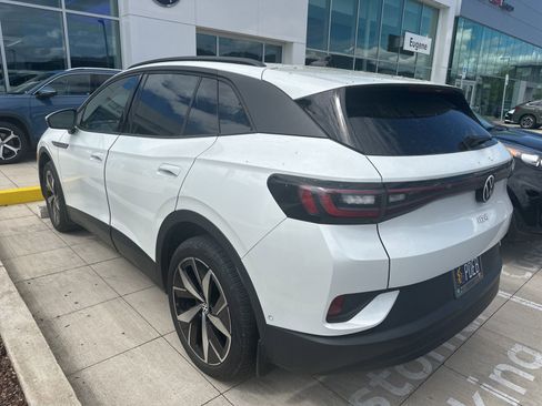 Used 2023 Volkswagen ID.4 Pro S image 6