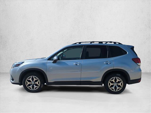 Used 2023 Subaru Forester Premium AWD/4WD image 5