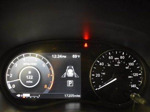 Used 2023 Nissan Kicks SV FWD image 24