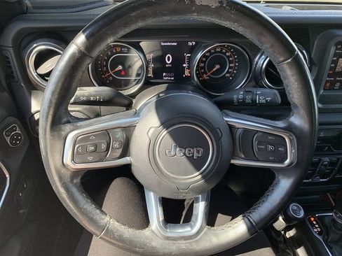 Used 2021 Jeep Wrangler Unlimited Sahara AWD/4WD image 19