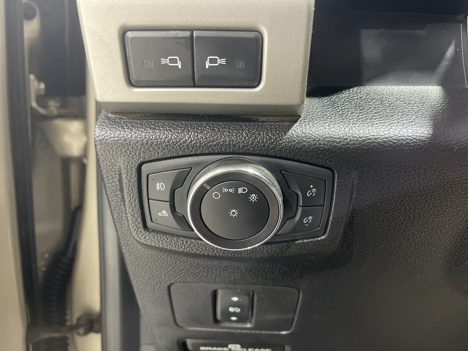 Used 2017 Ford F250 Lariat w/ Chrome Package AWD/4WD image 27