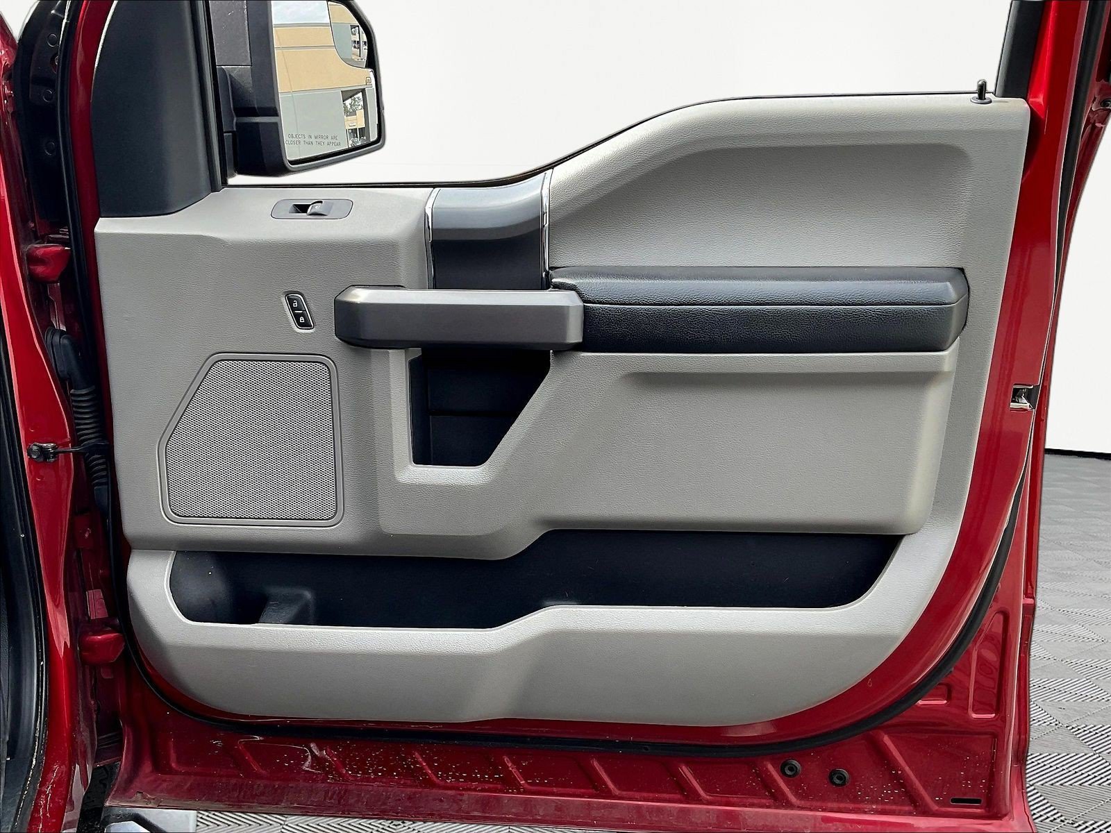 Used 2019 Ford F150 XLT w/ Equipment Group 302A Luxury AWD/4WD image 28