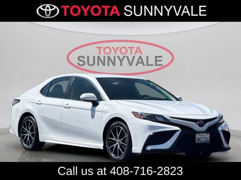 Used 2021 Toyota Camry SE w/ Carpet Mat Package (TMS) FWD image 10