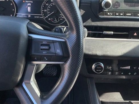 Used 2022 Mitsubishi Outlander ES image 19