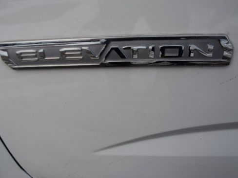 Used 2022 GMC Canyon Elevation image 38