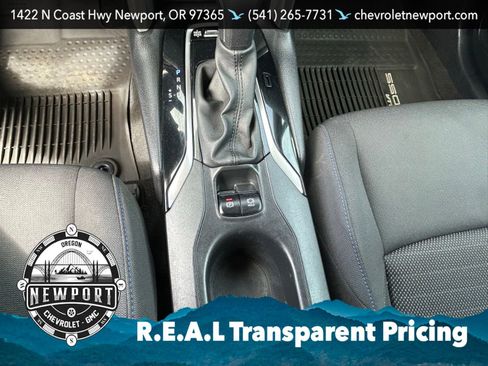 Used 2024 Toyota Corolla Cross AWD Hybrid image 18
