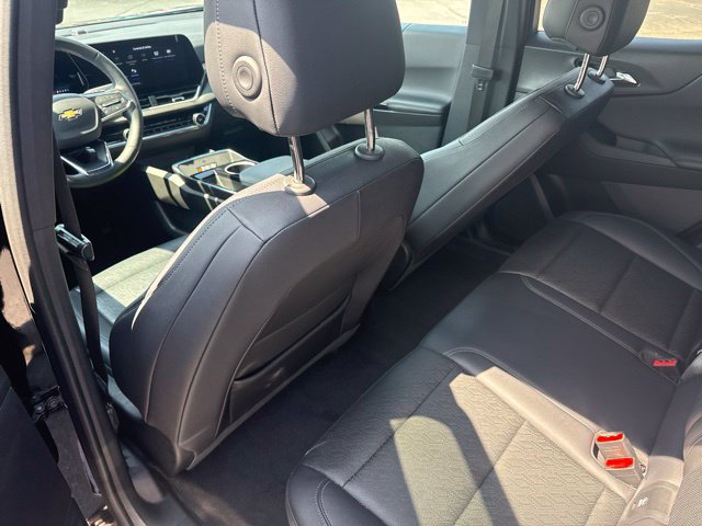 Used 2025 Chevrolet Equinox LT w/ Convenience Package II FWD image 18