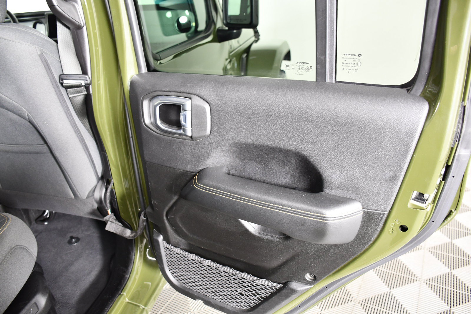 Used 2024 Jeep Wrangler Unlimited Sahara AWD/4WD image 43