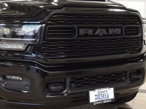 Used 2024 RAM 2500 Limited image 11