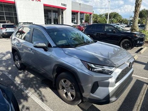 Used 2024 Toyota RAV4 XLE w/ Convenience Package FWD image 3