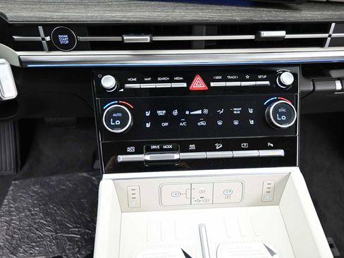 New 2026 Hyundai Santa Fe Calligraphy AWD/4WD image 19