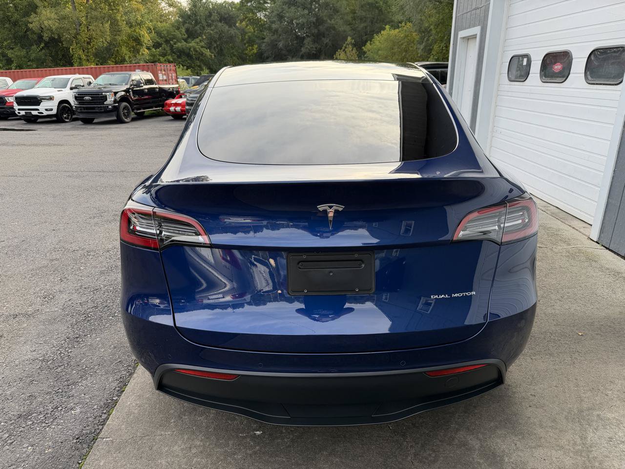 Used 2021 Tesla Model Y Long Range AWD/4WD image 5
