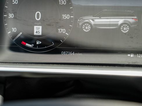 Used 2019 Land Rover Range Rover Sport Supercharged AWD/4WD image 15
